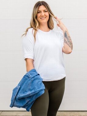 Christie Sweatshirt by Silver Icing (NWT) 🍒White, XS/S *very stretchy